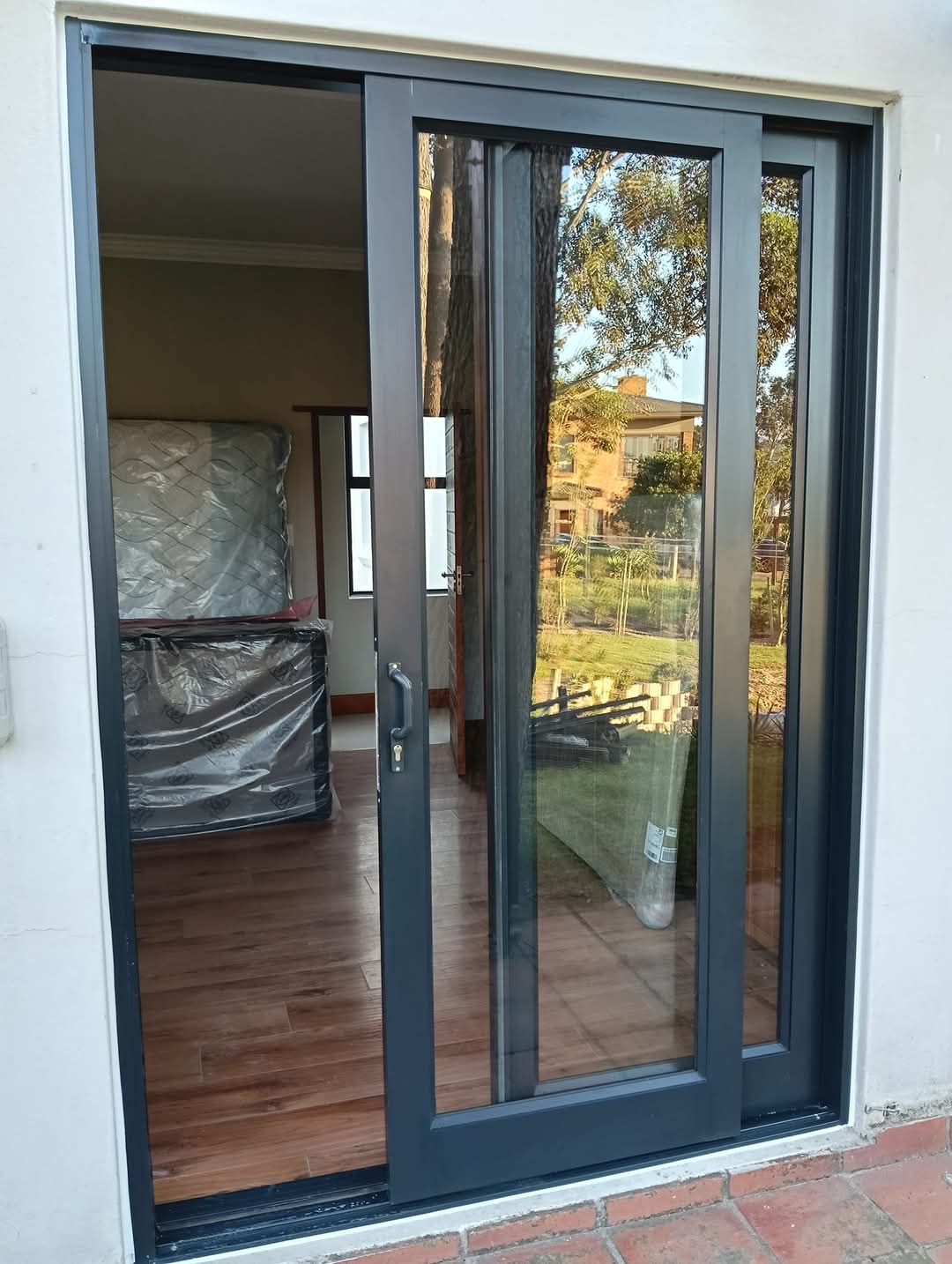 Sliding Doors